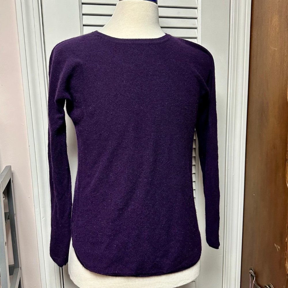 Max Studio Cashmere sweater size L